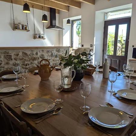 Pour 11 Pers. Avec Piscine, Jardin Clos Et Animaux Admis - Fr-1-653-277 Hébergement de vacances